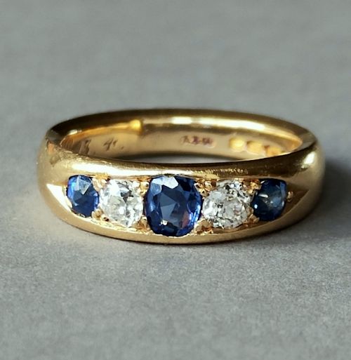 Victorian 18ct Gold Sapphire Diamond Gypsy Ring 6.9g