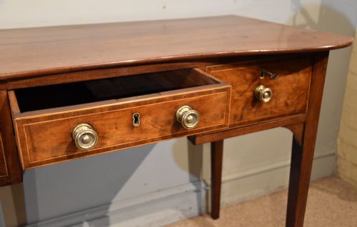 18TH CENTURY MAHOGANY DRESSING TABLE - ADDITIONAL PHOTO 7