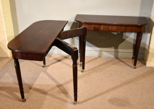 EARLY 19TH CENTURY MAHOGANY DINING TABLE - ADDITIONAL PHOTO 6