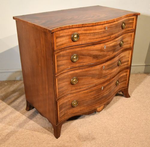 18TH CENTURY SERPENTINE CHEST OF DRAWERS CONCH SHELL INLAY - ADDITIONAL PHOTO 3