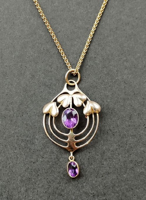MURRLE BENNETT 9CT GOLD AMETHYST HEART PENDANT AND CHAIN - ADDITIONAL PHOTO 8