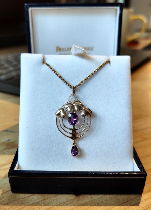MURRLE BENNETT 9CT GOLD AMETHYST HEART PENDANT AND CHAIN - ADDITIONAL PHOTO 2