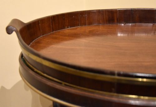 18TH CENTURY MAHOGANY OVAL TRAY ON STAND - ADDITIONAL PHOTO 6
