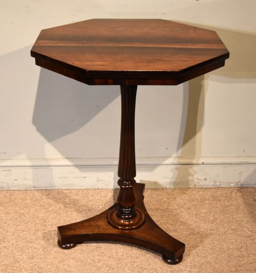 rosewood regency occasional lamp table - CATEGORY: ANTIQUE TABLES - DATED 19TH CENTURY