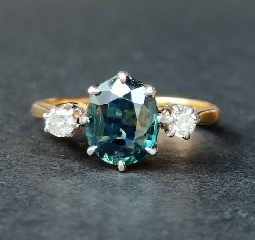 art deco 18ct gold sapphire and diamond ring - CATEGORY: ANTIQUE JEWELLERY - DATED 1920