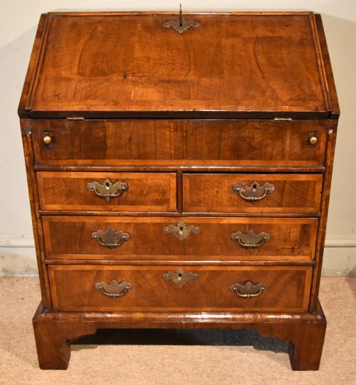 small queen anne walnut bureau - CATEGORY: ANTIQUE BUREAU - DATED 18TH CENTURY