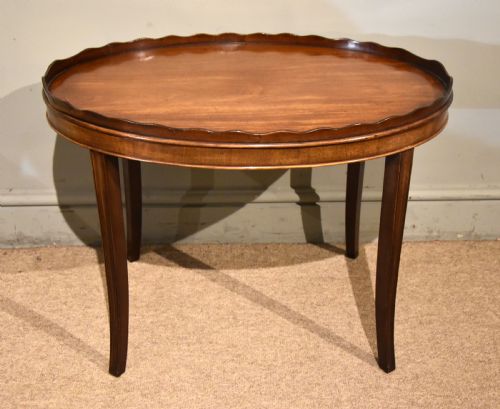 george iii mahogany oval tray on stand - CATEGORY: ANTIQUE MISCELLANEOUS - DATED 1800
