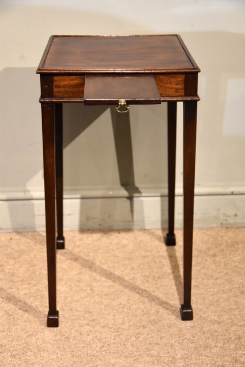 GEORGE III CHIPPENDALE PERIOD URN STAND - ADDITIONAL PHOTO 1