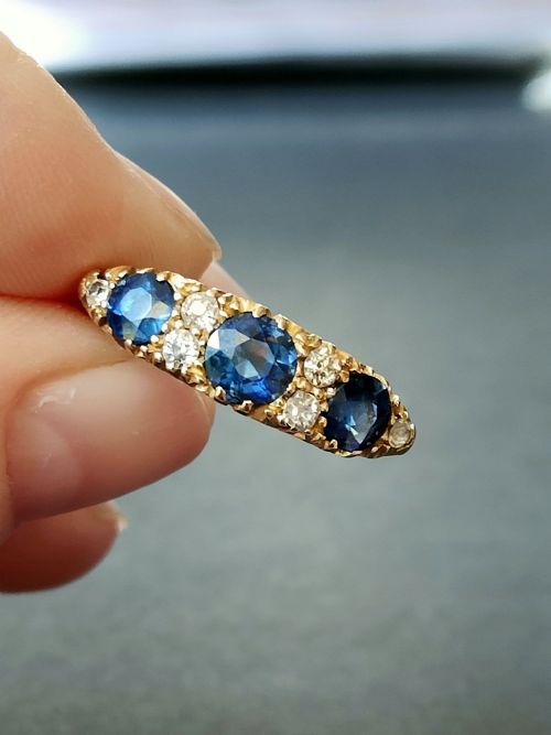 EDWARDIAN 18CT GOLD SAPPHIRE AND DIAMOND RING - ADDITIONAL PHOTO 4