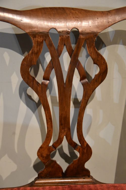 18TH CENTURY WALNUT ARMCHAIR WITH CABRIOLE LEGS - ADDITIONAL PHOTO 4
