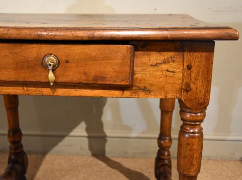 18TH CENTURY FRENCH SOLID WALNUT SIDE TABLE - ADDITIONAL PHOTO 4