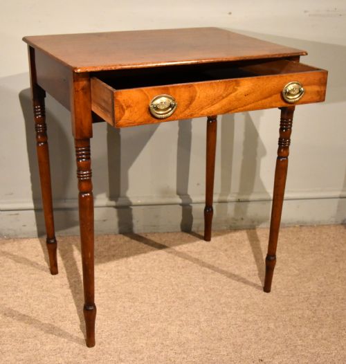 SMALL REGENCY MAHOGANY SIDE TABLE - ADDITIONAL PHOTO 3