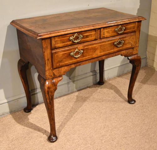 GEORGE I WALNUT LOWBOY SIDE TABLE - ADDITIONAL PHOTO 1