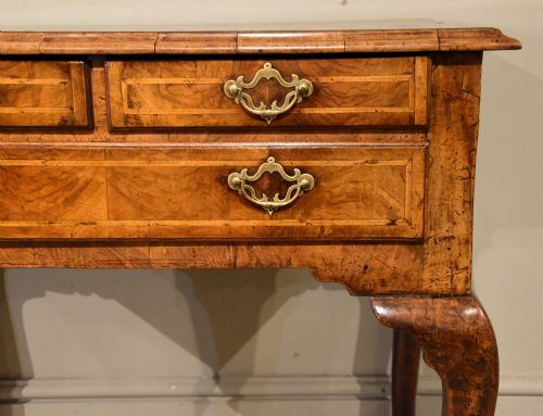 GEORGE I WALNUT LOWBOY SIDE TABLE - ADDITIONAL PHOTO 5