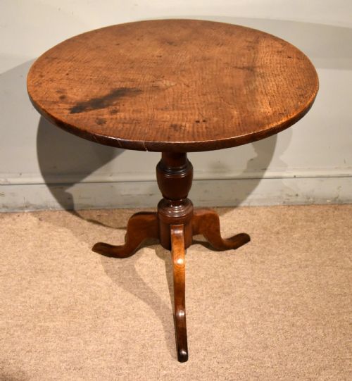 18TH CENTURY OAK TRIPOD TABLE - ADDITIONAL PHOTO 2