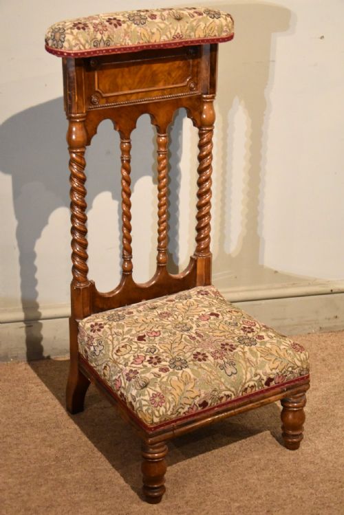 victorian walnut prie dieu chair - CATEGORY: ANTIQUE CHAIRS - DATED VICTORIAN