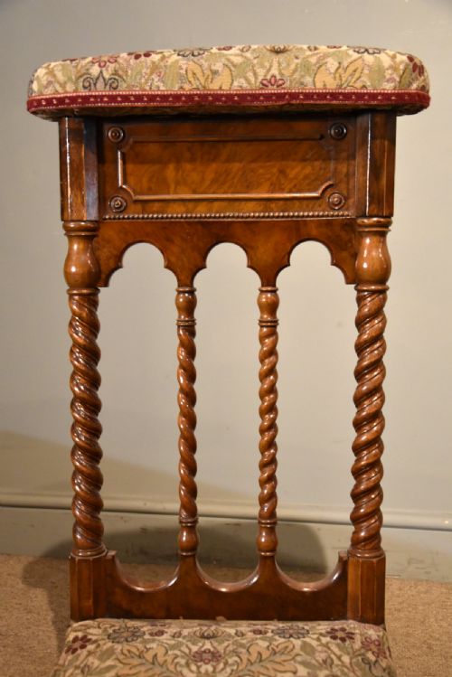 VICTORIAN WALNUT PRIE DIEU CHAIR - ADDITIONAL PHOTO 4