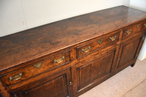 GEORGE III OAK DRESSR BASE WITH CUPBOARDS - ADDITIONAL PHOTO 7