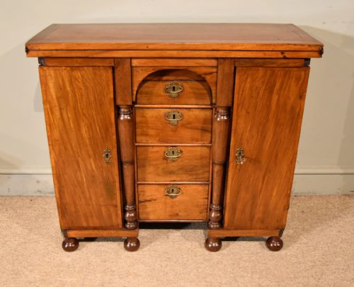 QUEEN ANNE BACHELORS DRESSING CHEST - ADDITIONAL PHOTO 1