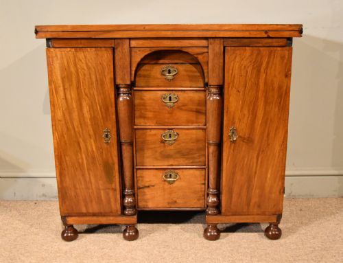 QUEEN ANNE BACHELORS DRESSING CHEST - ADDITIONAL PHOTO 2