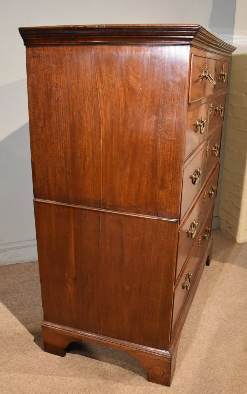 TALL MAHOGANY GEORGE III CHEST OF DRAWERS - ADDITIONAL PHOTO 6