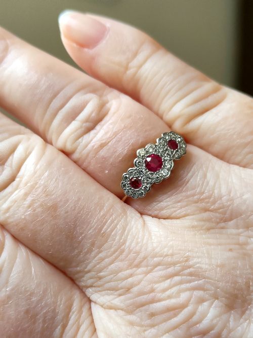 EDWARDIAN 18CT GOLD RUBY AND DIAMOND CLUSTER RING O7 - ADDITIONAL PHOTO 7