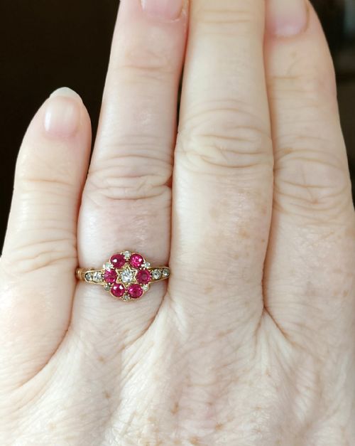 BEAUTIFUL ANTIQUE VICTORIAN 18CT RUBY DIAMOND CLUSTER RING - ADDITIONAL PHOTO 6