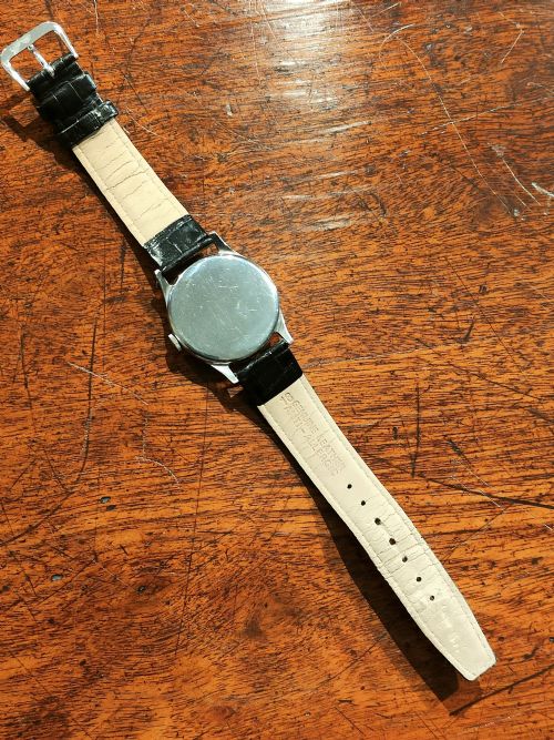 MID 20TH CENTURY STEEL OMEGA WRISTWATCH BLACK LEATHER STRAP - ADDITIONAL PHOTO 3