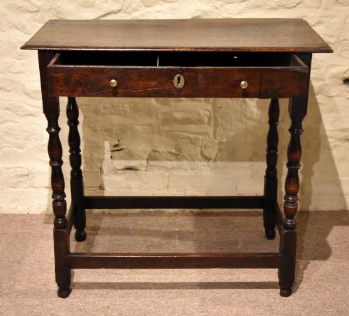 EARLY 18TH CENTURY QUEEN ANNE OAK SIDE TABLE - ADDITIONAL PHOTO 2