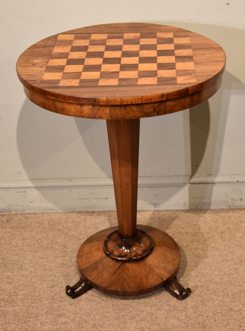 EARLY VICTORIAN ROSEWOOD SATINWOOD GAMES TABLE - ADDITIONAL PHOTO 2
