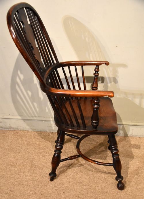 EARLY 19TH CENTURY BURR YEW WOOD WINDSOR CHAIR - ADDITIONAL PHOTO 3