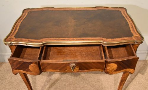 FRENCH EARLY 20TH CENTURY WRITING TABLE - ADDITIONAL PHOTO 2