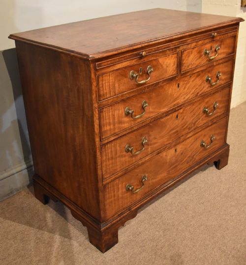 GEORGE III MAHOGANY CHEST WITH BRUSHING SLIDE - ADDITIONAL PHOTO 7