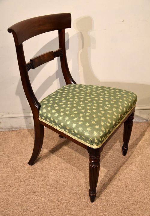 SET OF EIGHT REGENCY MAHOGANY DINING CHAIRS - ADDITIONAL PHOTO 3