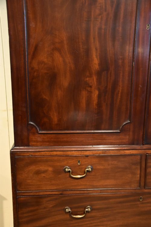 GEORGE III MAHOGANY LINEN PRESS - ADDITIONAL PHOTO 5