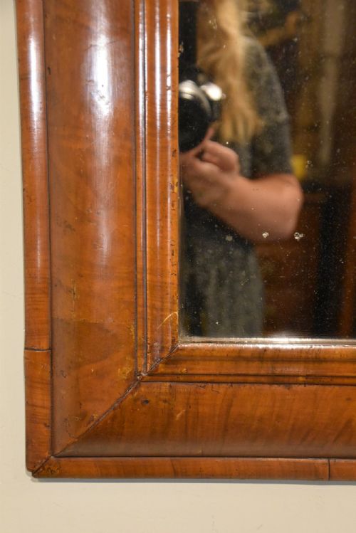 WILLIAM AND MARY PERIOD WALNUT CUSHION MIRROR - ADDITIONAL PHOTO 3