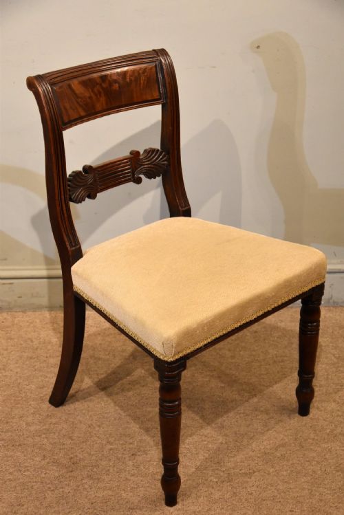 SET OF EIGHT REGENCY MAHOGANY DINING CHAIRS - ADDITIONAL PHOTO 6
