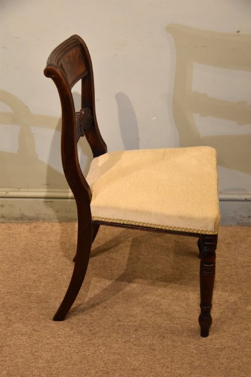 SET OF EIGHT REGENCY MAHOGANY DINING CHAIRS - ADDITIONAL PHOTO 7