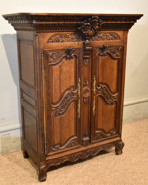 19TH CENTURY FRENCH NORMANDY MINIATURE ARMOIRE - ADDITIONAL PHOTO 4