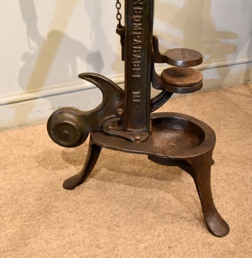 19TH CENTURY FRENCH IRON CORK MACHINE - ADDITIONAL PHOTO 2