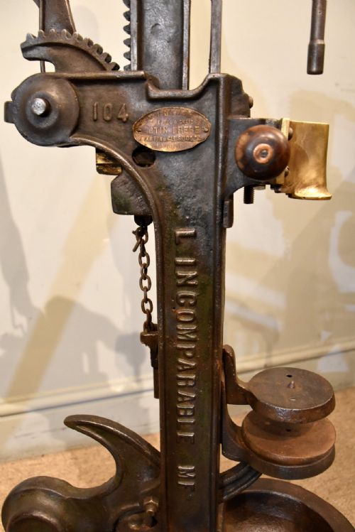 19TH CENTURY FRENCH IRON CORK MACHINE - ADDITIONAL PHOTO 3