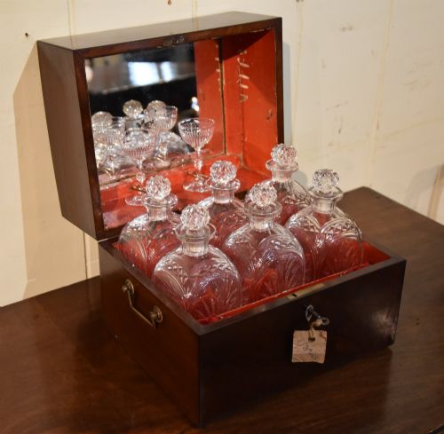 GEORGE III FLAME MAHOGANY DECANTER BOX - ADDITIONAL PHOTO 1