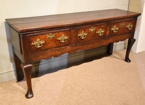 GEORGE II OAK THREE DRAWER BASE - ADDITIONAL PHOTO 1