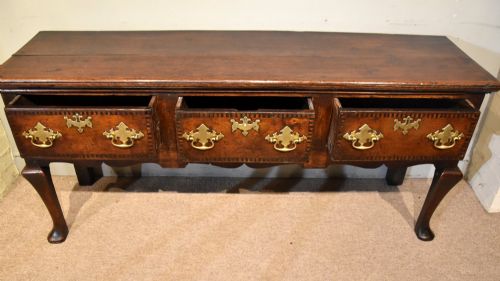GEORGE II OAK THREE DRAWER BASE - ADDITIONAL PHOTO 4