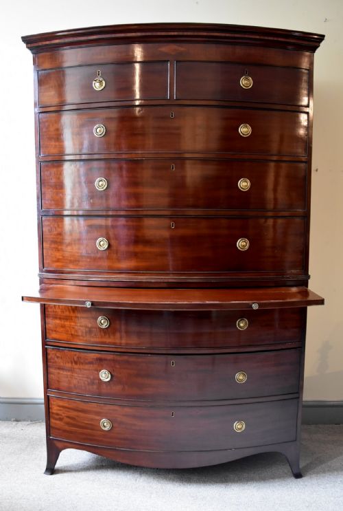 GEORGE III BOW FRONTED MAHOGANY CHEST ON CHEST - ADDITIONAL PHOTO 3