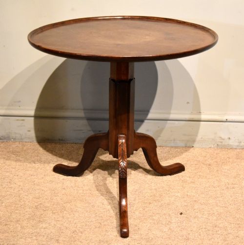 18th century tripod table coffee table - CATEGORY: ANTIQUE TABLES - DATED GEORGIAN