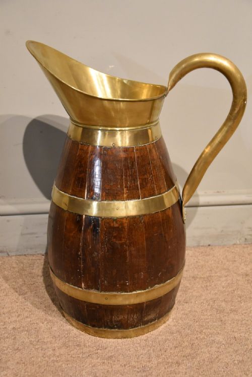 LARGE OAK AND BRASS 19TH CENTURY PITCHER JUG - ADDITIONAL PHOTO 1
