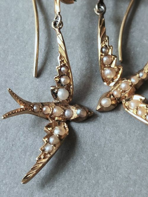 RARE VICTORIAN 15CT GOLD PEARL SWALLOW EARRINGS - ADDITIONAL PHOTO 3