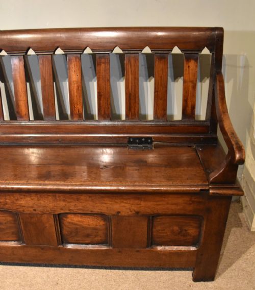 LARGE FRENCH NINETEENTH CENTURY CHESTNUT BENCH - ADDITIONAL PHOTO 3