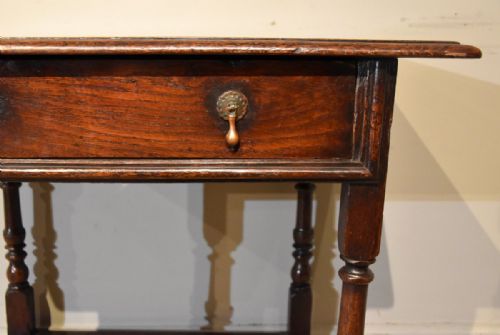 LATE 17TH CENTURY OAK SIDE TABLE - ADDITIONAL PHOTO 5
